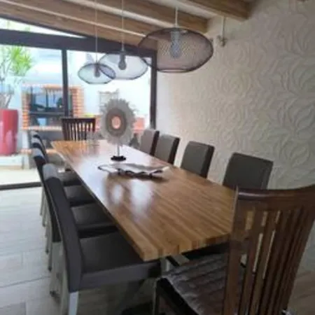 Maravilloso Chalet Con Piscina. لا لاغونا