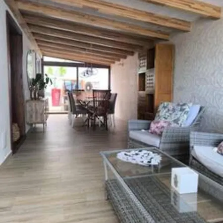 Maravilloso Chalet Con Piscina. * لا لاغونا