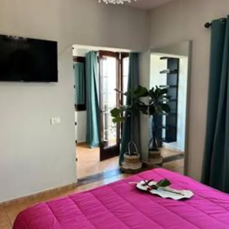 Maravilloso Chalet Con Piscina. بيت للعطل لا لاغونا