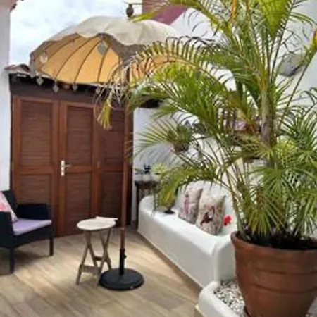 بيت للعطل Maravilloso Chalet Con Piscina.